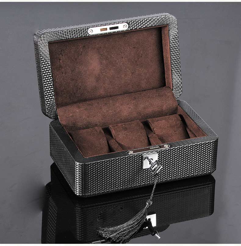 Carbon fiber veneer mechanical watch case